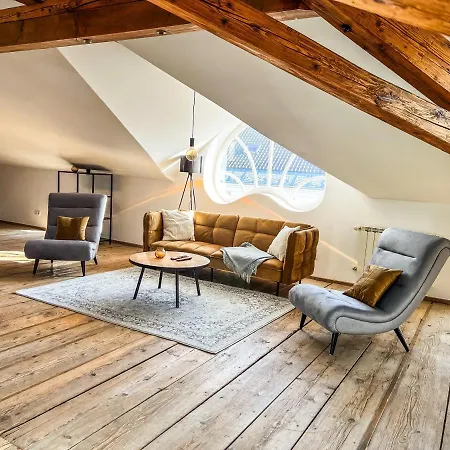 Loft-wohnung Im Herzen Von - 100m2 - Smarttv Apartman *