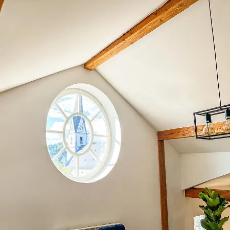 Loft-wohnung Im Herzen Von - 100m2 - Smarttv *