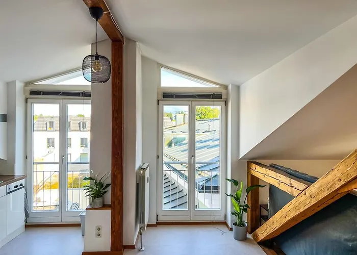 Loft-wohnung Im Herzen Von - 100m2 - Smarttv Apartman